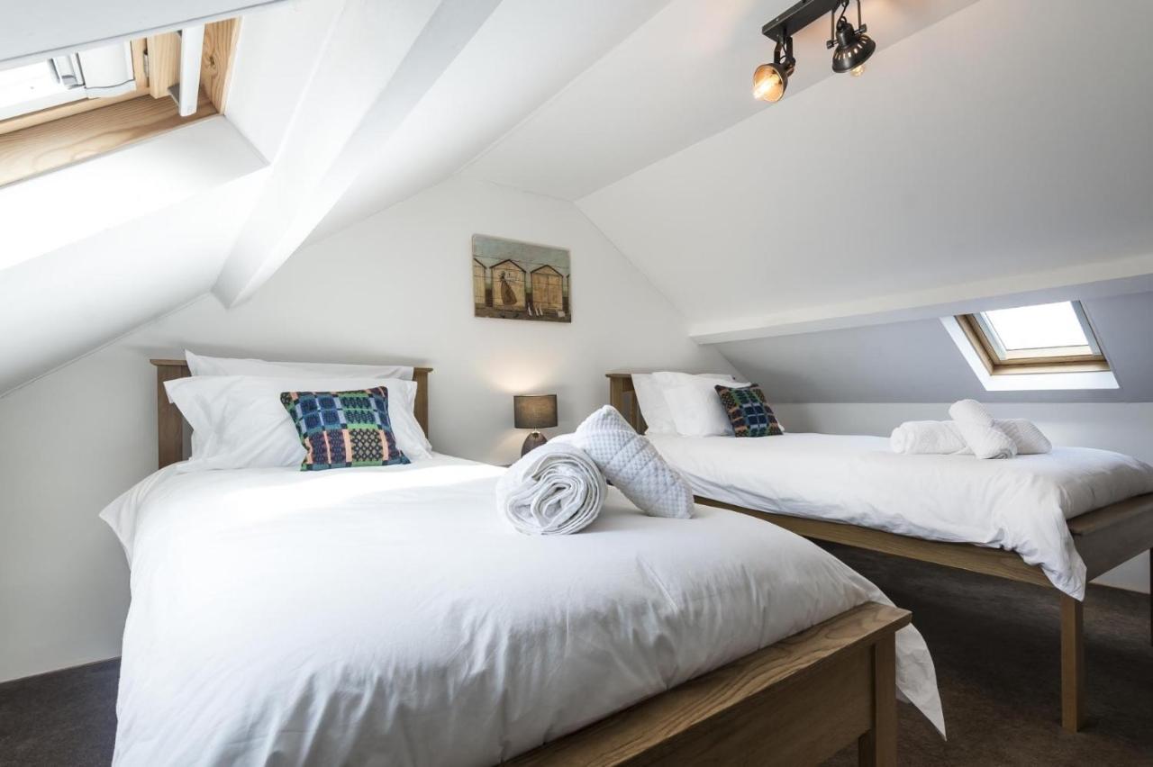 Foxglove - Luxurious Barn Conversion - Blossom Farm Johnston Kültér fotó